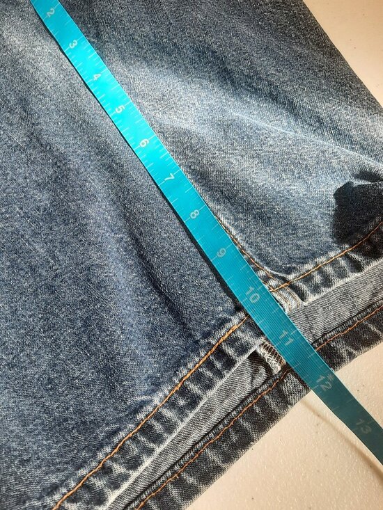 VTG 1999 Levi’s 550 Relaxed Fit Denim Shorts 36 Made in USA 90s Jorts Jeans - Picture 12 of 13